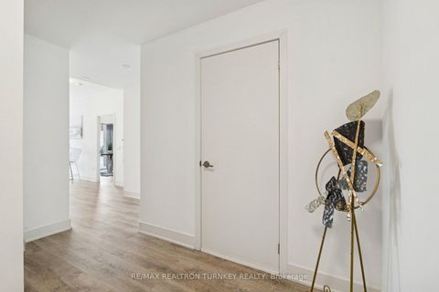 Photo 32 at 018 - 185 Deerfield Road, Central Newmarket, Newmarket