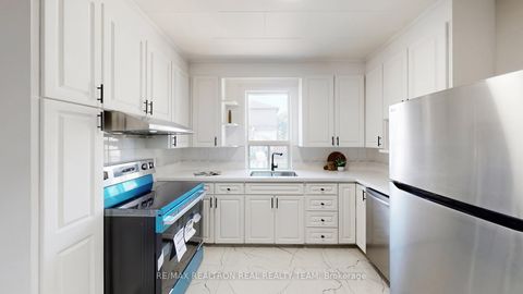 Photo 11 at 23 Marsh Road, Birchmount, Toronto