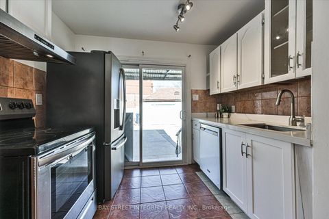 Photo 8 at 5 Regent Street, Eglinton West, Toronto