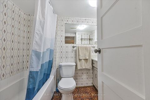 Photo 23 at 5 Regent Street, Eglinton West, Toronto