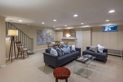 Photo 42 at 17 Parkwood Avenue, Casa Loma, Toronto