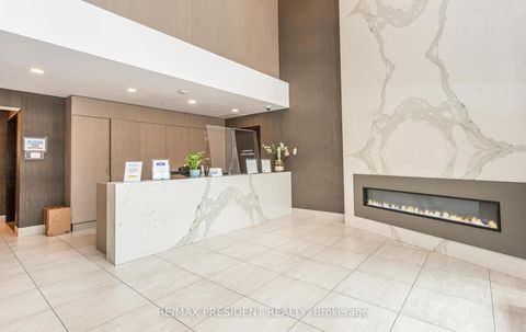 Photo 5 at 901 - 50 Bruyeres Mews, Niagara, Toronto