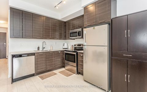 Photo 18 at 901 - 50 Bruyeres Mews, Niagara, Toronto