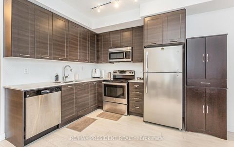 Photo 19 at 901 - 50 Bruyeres Mews, Niagara, Toronto