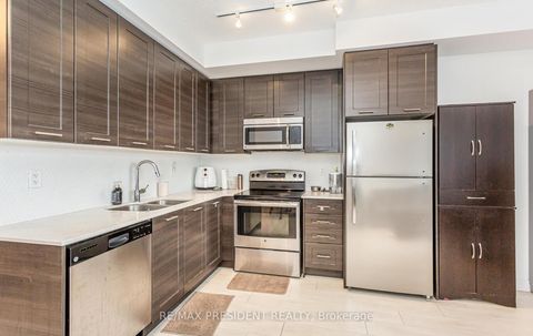Photo 20 at 901 - 50 Bruyeres Mews, Niagara, Toronto