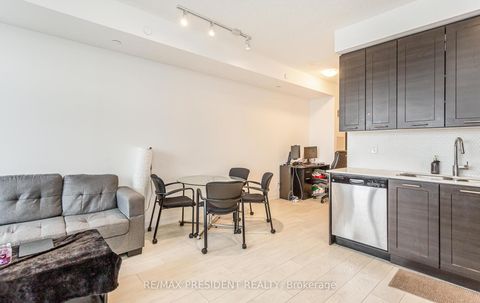 Photo 21 at 901 - 50 Bruyeres Mews, Niagara, Toronto
