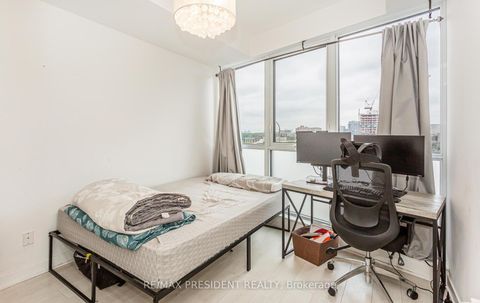 Photo 22 at 901 - 50 Bruyeres Mews, Niagara, Toronto