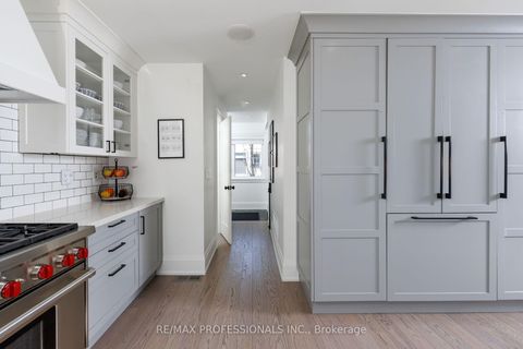 Photo 19 at 9 Bernice Avenue, Queensway, Toronto