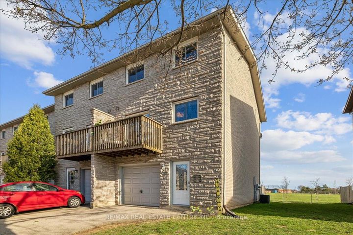 Photo 2 at 49 - 1155 Paramount Drive, Stoney Creek Mountain, Hamilton