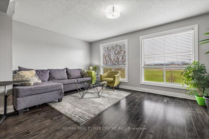 Photo 7 at 49 - 1155 Paramount Drive, Stoney Creek Mountain, Hamilton