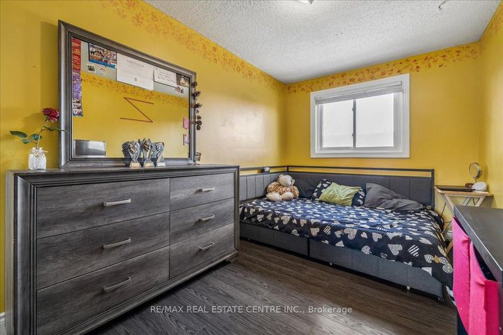 Photo 31 at 49 - 1155 Paramount Drive, Stoney Creek Mountain, Hamilton