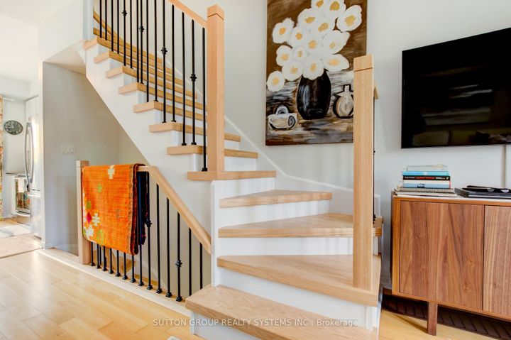 Photo 21 at 85 - 119b The Queensway, Swansea, Toronto