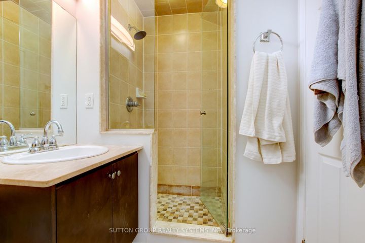 Photo 37 at 85 - 119b The Queensway, Swansea, Toronto