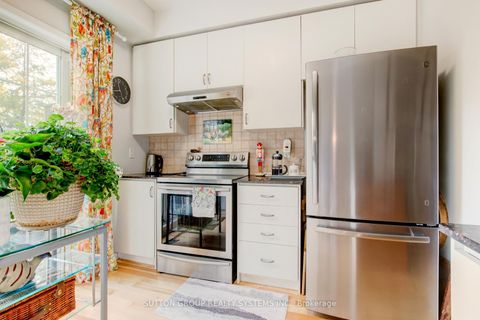 Photo 17 at 85 - 119b The Queensway, Swansea, Toronto