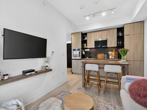 Photo 10 at PH3 - 2 Augusta Avenue, Waterfront Communities C1, Toronto