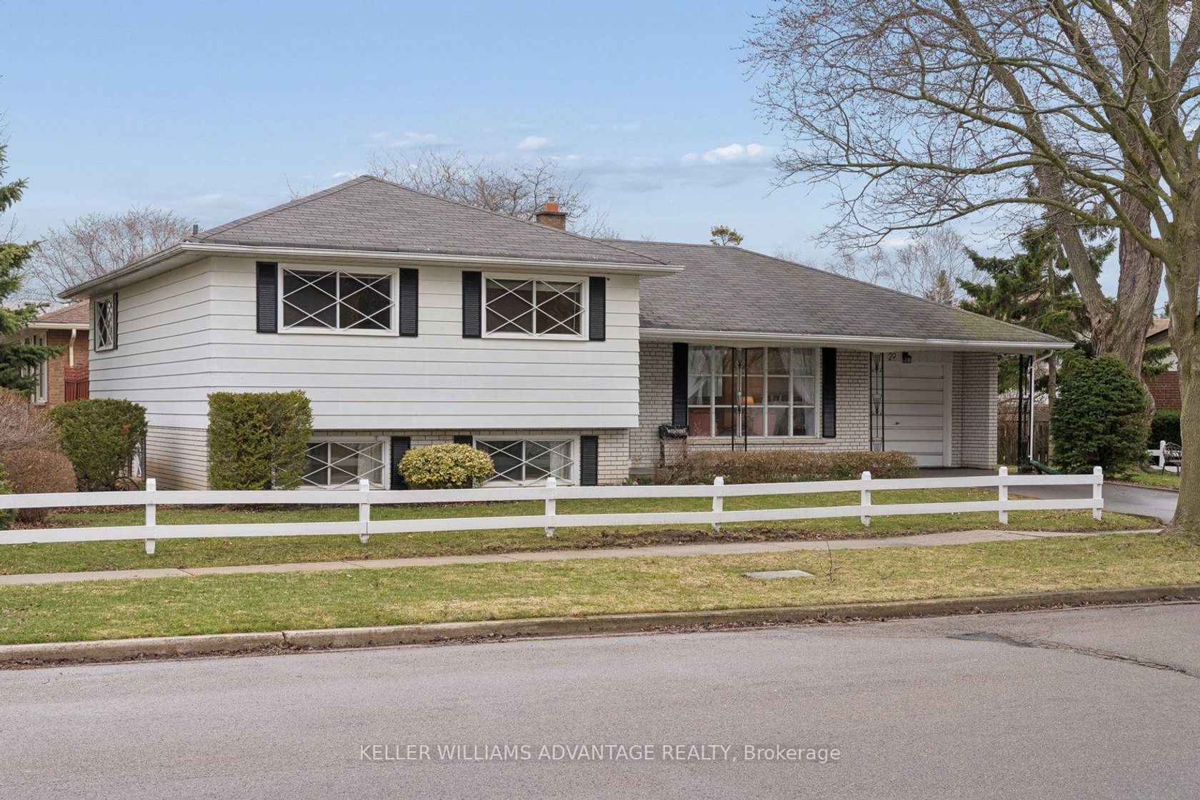 29 Paulander Avenue, Centennial Scarborough, Toronto photo 3