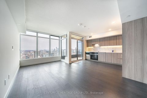 Photo 2 at 6501 - 1 Concord Cityplace Way, Waterfront Communities C1, Toronto