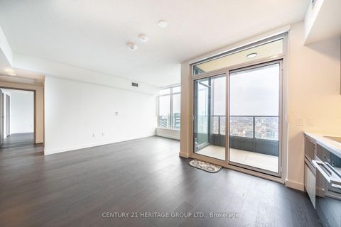 Photo 5 at 6501 - 1 Concord Cityplace Way, Waterfront Communities C1, Toronto