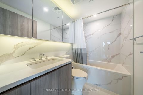 Photo 10 at 6501 - 1 Concord Cityplace Way, Waterfront Communities C1, Toronto