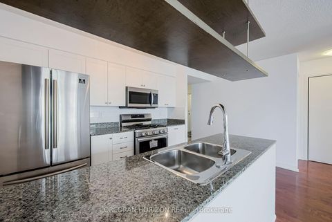 Photo 9 at 609 - 10 Navy Wharf Court, Waterfront Communities C1, Toronto