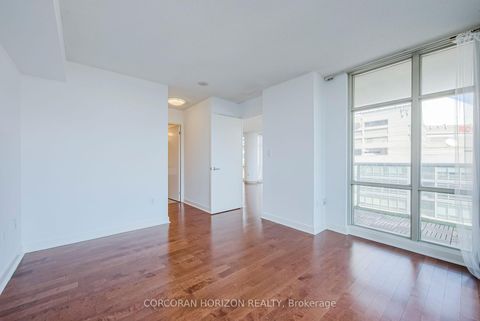 Photo 18 at 609 - 10 Navy Wharf Court, Waterfront Communities C1, Toronto