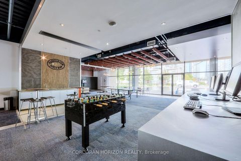 Photo 33 at 609 - 10 Navy Wharf Court, Waterfront Communities C1, Toronto