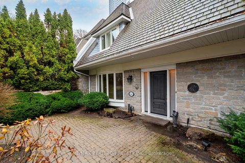 Photo 1 at 462 Beacon Hall Drive, Aurora Estates, Aurora