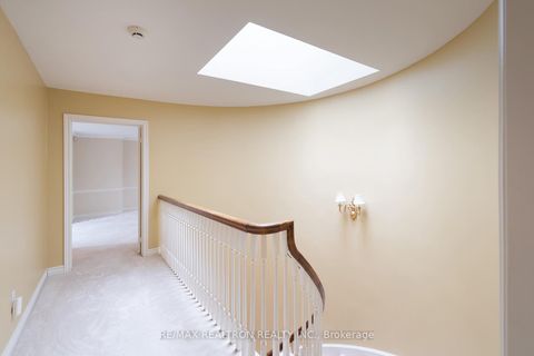 Photo 28 at 462 Beacon Hall Drive, Aurora Estates, Aurora