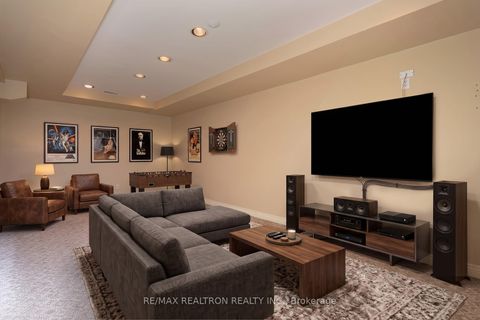 Photo 36 at 462 Beacon Hall Drive, Aurora Estates, Aurora