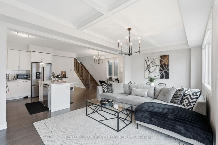 Photo 16 at 171 Spitfire Drive, Mount Hope, Hamilton