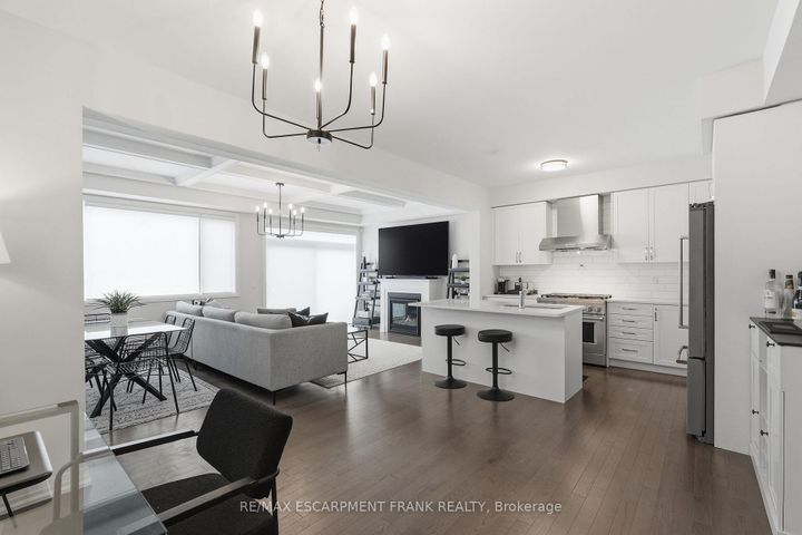 Photo 17 at 171 Spitfire Drive, Mount Hope, Hamilton