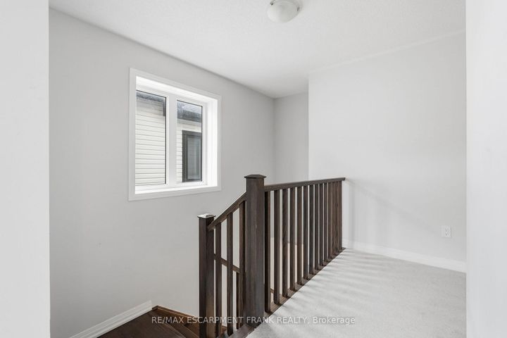 Photo 27 at 171 Spitfire Drive, Mount Hope, Hamilton