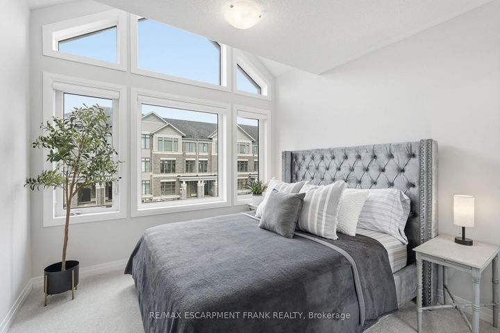 Photo 35 at 171 Spitfire Drive, Mount Hope, Hamilton