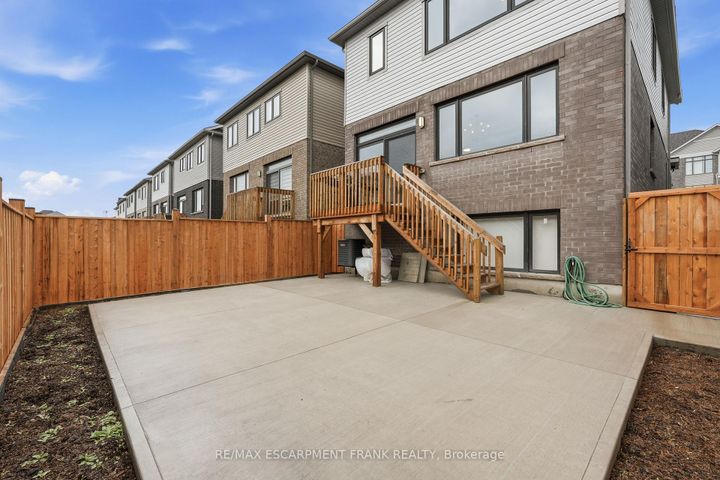 Photo 43 at 171 Spitfire Drive, Mount Hope, Hamilton