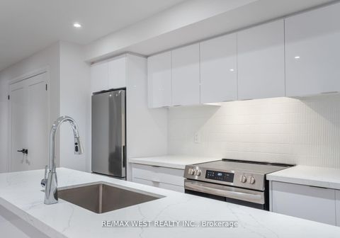 Photo 40 at 64 Gwynne Avenue, South Parkdale, Toronto