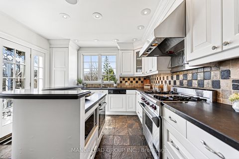 Photo 12 at 8 Killarney Road, Forest Hill South, Toronto