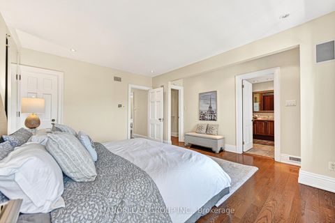 Photo 18 at 8 Killarney Road, Forest Hill South, Toronto