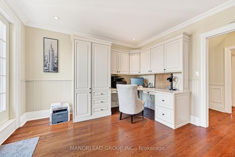 Photo 28 at 8 Killarney Road, Forest Hill South, Toronto