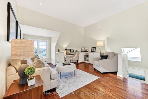 Photo 30 at 8 Killarney Road, Forest Hill South, Toronto