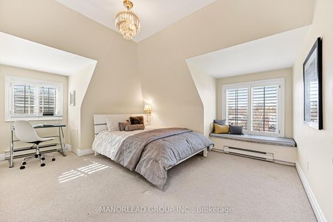 Photo 32 at 8 Killarney Road, Forest Hill South, Toronto