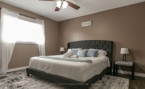 Photo 18 at 55 MARSELLUS Drive, Holly, Barrie