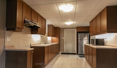 Photo 30 at 55 MARSELLUS Drive, Holly, Barrie