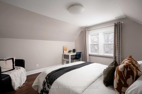 Photo 30 at 8 Springhurst Avenue, South Parkdale, Toronto