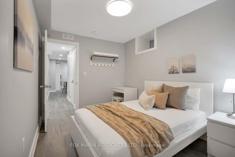 Photo 37 at 8 Springhurst Avenue, South Parkdale, Toronto