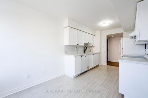 Photo 8 at 708 - 2 Covington Road, Lawrence, Toronto