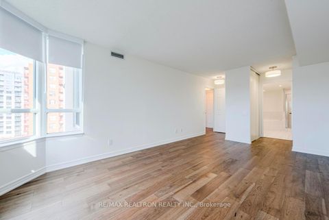 Photo 12 at 708 - 2 Covington Road, Lawrence, Toronto