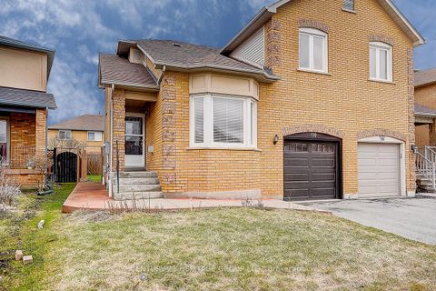 Photo 1 at 110 Dunoon Drive, Maple, Vaughan