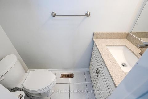 Photo 11 at 110 Dunoon Drive, Maple, Vaughan