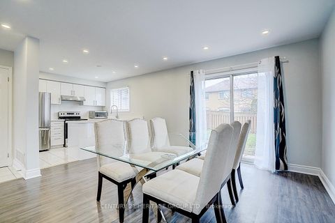 Photo 19 at 110 Dunoon Drive, Maple, Vaughan