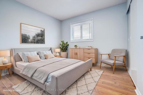 Photo 30 at 110 Dunoon Drive, Maple, Vaughan